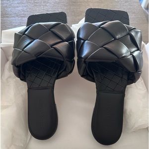 New Bottega Venetta Lido Sandal